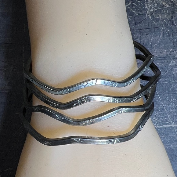 Elegant Silver Bangle Set(Mexico Silver) (4 pieces)